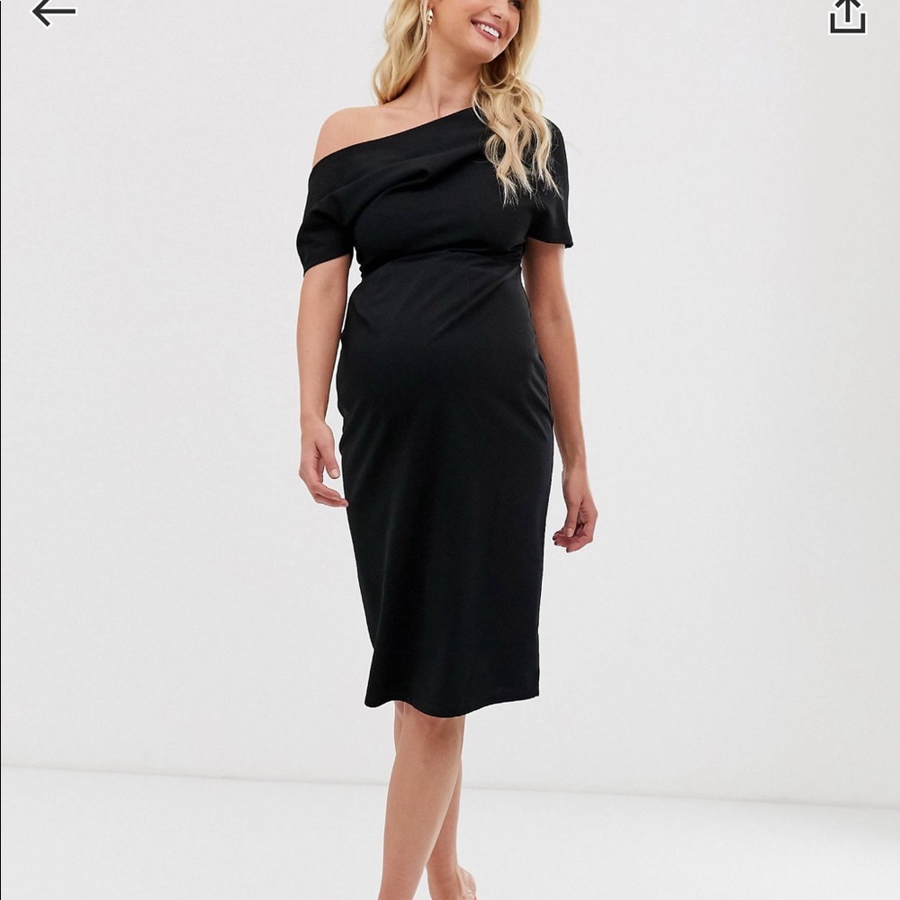 Elegant maternity dress